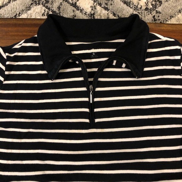 Karen Scott Sport 3/4 sleeve 1/4 zip striped pullover w/front pouch pocket B&W - Picture 4 of 9